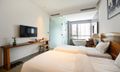 Executive Hướng phố