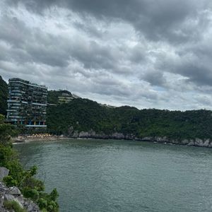 The May Legend Cát Bà Beach Resort & Spa