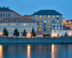 Khách sạn Four Seasons Prague