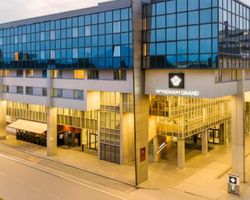 Khách sạn Wyndham Grand Salzburg Conference Centre