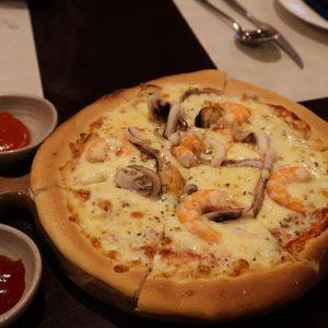 Mercure Danang French Village Bana Hills