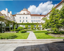 Khách sạn Mandarin Oriental Prague