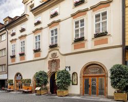 Iron Gate Hotel & Suites Prague by BHG