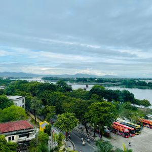 Khách sạn Mường Thanh Holiday Huế