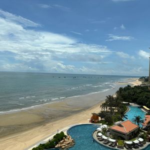 Holiday Inn Resort Hồ Tràm Beach