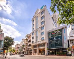 Khách sạn Le Saigon Grand