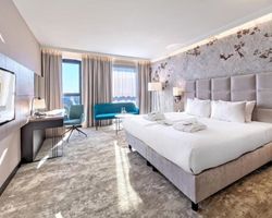 Khách sạn Focus Premium Warsaw
