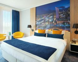 Khách sạn Golden Tulip Warsaw Airport