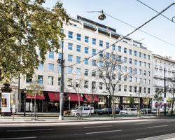 Khách sạn Grand Ferdinand Vienna