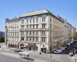 Khách sạn Living an der Oper Vienna