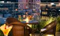 Jacuzzi & Rooftop Bar