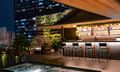 Jacuzzi & Rooftop Bar
