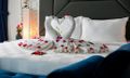 Honeymoon Suite