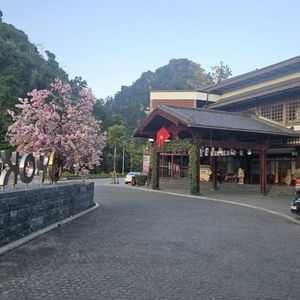 Hilton Quang Hanh Onsen Resort - Quảng Ninh