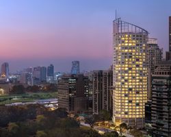 Khách sạn Dusit Suites Ratchadamri Bangkok