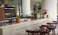 Bar & Lounge