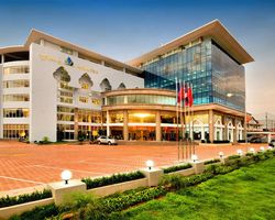 Khách sạn Vientiane Plaza