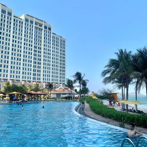 Holiday Inn Resort Hồ Tràm Beach