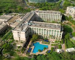 Khách sạn The Grand New Delhi