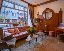 Khách sạn Astor Munich