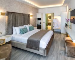 Khách sạn Aura Suites Santorini