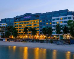 Khách sạn Mercure Penang Beach