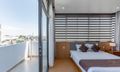 Studio Balcony