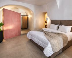 Ira Hotel & Spa Santorini