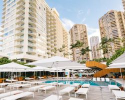 Khách sạn Hilton Vacation Club The Modern Honolulu Hawaii