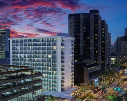 Khách sạn The Laylow Waikiki, Autograph Collection Hawaii