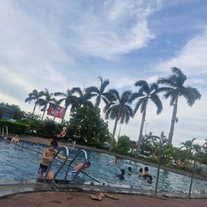 Khách sạn Mường Thanh Luxury Nhật Lệ