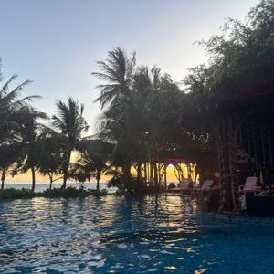 Sunset Beach Resort & Spa Phú Quốc
