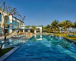 Wyndham Hội An Royal Beachfront Resort & Villas