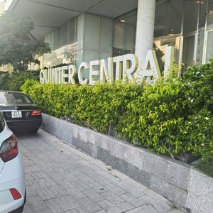 Khách sạn Quinter Central Nha Trang