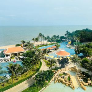 Holiday Inn Resort Hồ Tràm Beach